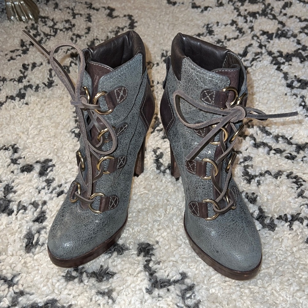 TORY BURCH Gray leather Lace Up High Heel Booties with wood sole Size 8